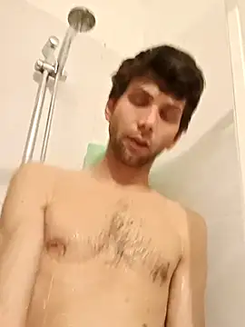 dariodario online show from March 3, 2025, 10:10 pm