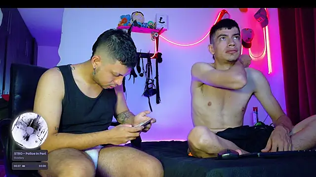 Snapshot of Nymphobuddies chatting on March 8, 2025, 12:55 am Nymphobuddies online show from March 8, 2025, 12:55 am