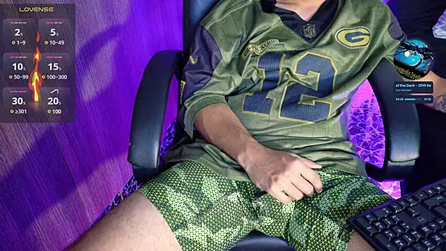 Snapshot of Nymphobuddies chatting on February 16, 2025, 2:31 am Nymphobuddies online show from February 16, 2025, 2:31 am