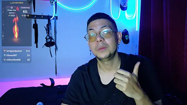 Snapshot of Nymphobuddies chatting on March 10, 2025, 6:05 am Nymphobuddies online show from March 10, 2025, 6:05 am