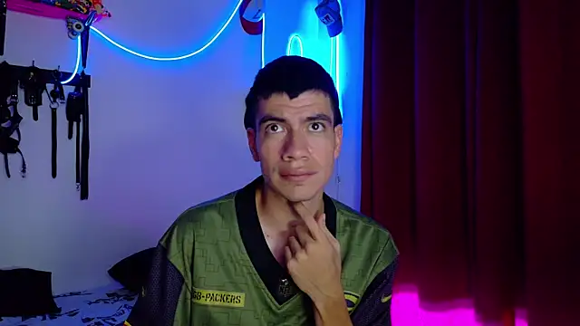 Snapshot of Nymphobuddies chatting on February 10, 2025, 1:57 am Nymphobuddies online show from February 10, 2025, 1:57 am