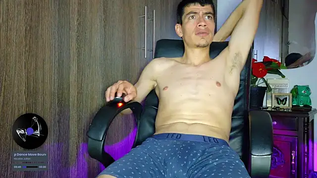 Snapshot of Nymphobuddies chatting on March 4, 2025, 3:11 am Nymphobuddies online show from March 4, 2025, 3:11 am