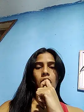 Sharlotte-HOT1 online show from December 26, 2024, 4:43 am