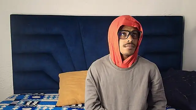 Snapshot of Bigote_Big0357 chatting on September 25, 2025, 8:31 am Bigote Big0357 online show from September 25, 2025, 8:31 am