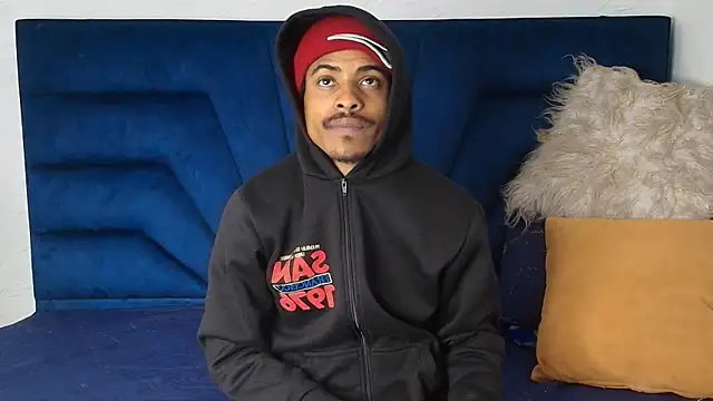 Snapshot of Bigote_Big0357 chatting on September 19, 2025, 5:50 pm Bigote Big0357 online show from September 19, 2025, 5:50 pm