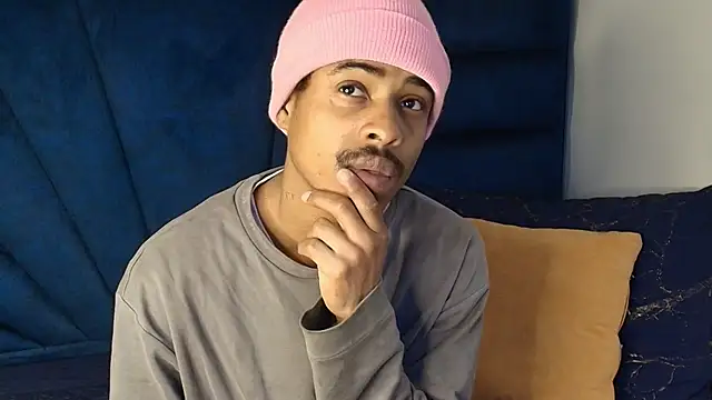 Snapshot of Bigote_Big0357 chatting on October 1, 2025, 6:07 am Bigote Big0357 online show from October 1, 2025, 6:07 am