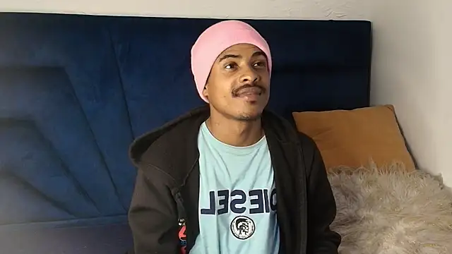 Snapshot of Bigote_Big0357 chatting on September 20, 2025, 10:04 pm Bigote Big0357 online show from September 20, 2025, 10:04 pm