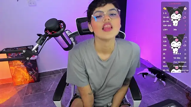 Snapshot of gooddess_isis chatting on November 22, 2025, 12:32 am gooddess isis online show from November 22, 2025, 12:32 am