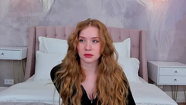Snapshot of MichelleReid chatting on February 19, 2025, 4:23 am MichelleReid online show from February 19, 2025, 4:23 am