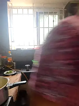 Tamil Shalini Lustyy online show from April 4, 2026, 5:03 am