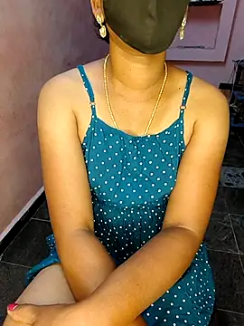 Tamil Shalini Lustyy online show from October 24, 2025, 5:23 pm