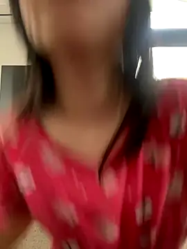 Snapshot of Misstaiwan@xh chatting on October 13, 2025, 9:49 pm Misstaiwanxh online show from October 13, 2025, 9:49 pm