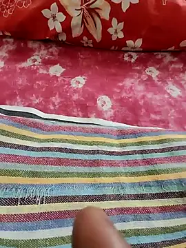 Snapshot of Feminaflaunt0105 chatting on December 14, 2024, 5:36 pm Feminaflaunt0105 online show from December 14, 2024, 5:36 pm