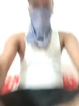 Snapshot of Feminaflaunt0105 chatting on December 17, 2024, 7:26 pm Feminaflaunt0105 online show from December 17, 2024, 7:26 pm