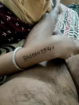 Snapshot of Feminaflaunt0105 chatting on January 31, 2025, 6:57 pm Feminaflaunt0105 online show from January 31, 2025, 6:57 pm