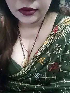 Snapshot of Mayuri77 chatting on February 13, 2026, 4:45 am Mayuri77 online show from February 13, 2026, 4:45 am