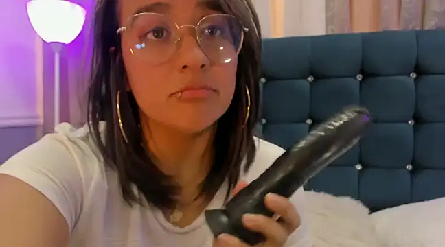 Pandoracherry online show from March 10, 2025, 12:17 pm