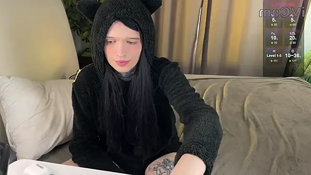 Snapshot of Simona_Rain chatting on February 22, 2025, 8:18 am Simona Rain online show from February 22, 2025, 8:18 am