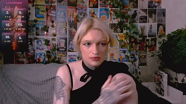 Simona Rain online show from October 26, 2025, 11:49 pm