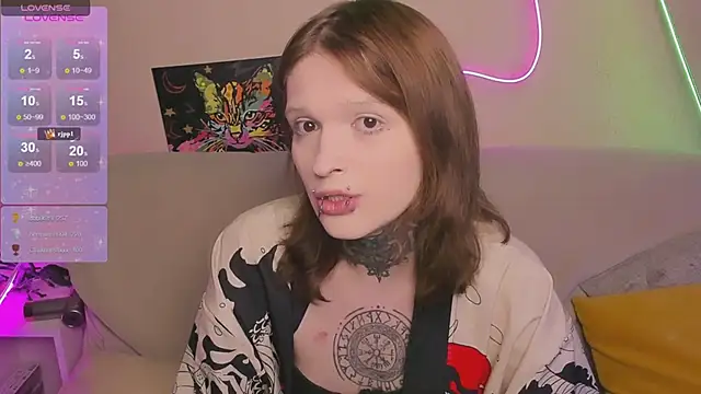 Simona Rain online show from April 20, 2026, 9:05 pm