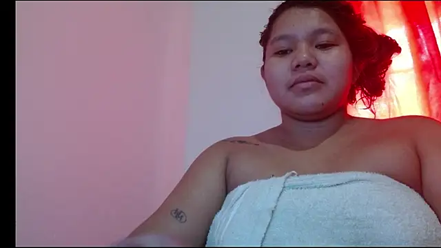 Snapshot of Talia_sweet25 chatting on February 14, 2025, 3:15 pm Talia sweet25 online show from February 14, 2025, 3:15 pm