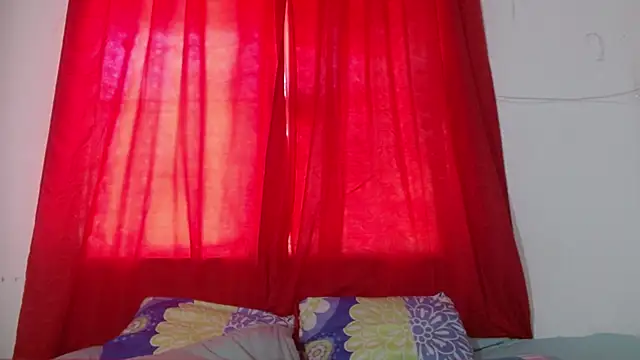 Snapshot of Talia_sweet25 chatting on January 18, 2025, 2:44 pm Talia sweet25 online show from January 18, 2025, 2:44 pm