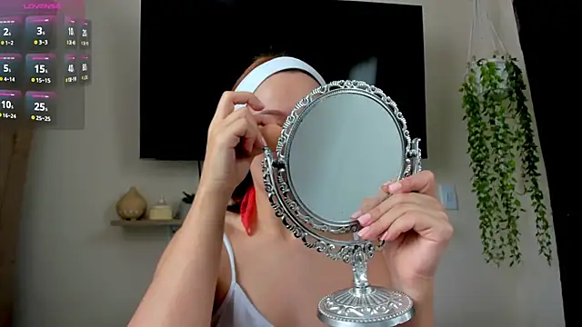 Snapshot of sofiaVelez01 chatting on February 14, 2026, 6:19 pm sofiaVelez01 online show from February 14, 2026, 6:19 pm