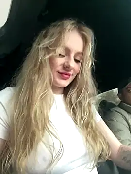 Snapshot of CaseyCumFace chatting on November 3, 2025, 8:40 am CaseyCumFace online show from November 3, 2025, 8:40 am