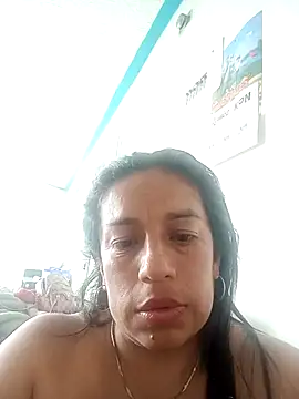 yaz guzman online show from February 8, 2026, 6:05 pm