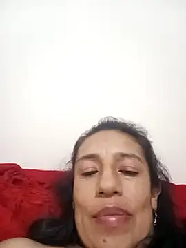 yaz guzman online show from January 16, 2025, 6:35 am