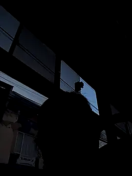 yaz guzman online show from January 22, 2025, 9:43 pm