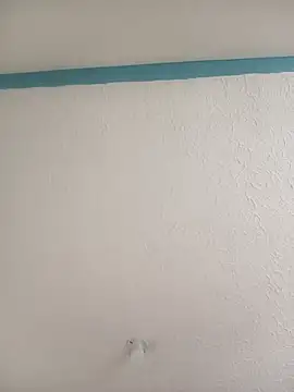 yaz guzman online show from September 23, 2025, 9:00 pm