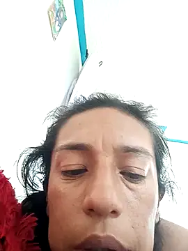 yaz guzman online show from January 12, 2025, 9:29 pm