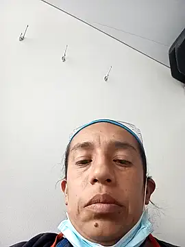 yaz guzman online show from December 16, 2024, 5:00 pm