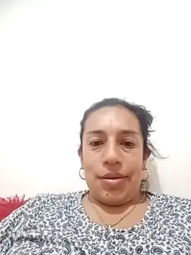 yaz guzman online show from October 16, 2025, 11:51 am