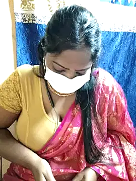 Snapshot of sheela28 chatting on December 22, 2024, 8:25 pm sheela28 online show from December 22, 2024, 8:25 pm