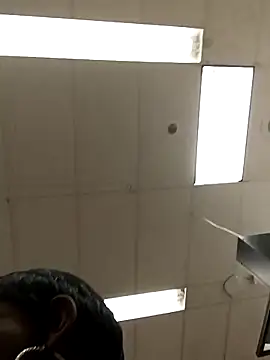 kobrashekyng online show from October 13, 2025, 5:36 pm