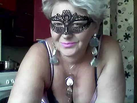 Snapshot of Lisa_Suzie chatting on September 11, 2025, 8:58 am Lisa Suzie online show from September 11, 2025, 8:58 am