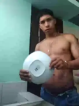 Snapshot of maximo_vega_newv chatting on December 20, 2024, 9:50 pm maximo vega newv online show from December 20, 2024, 9:50 pm