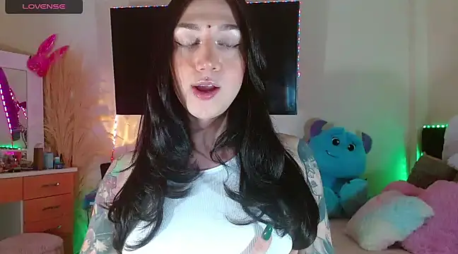 Snapshot of karla_zambrano chatting on December 7, 2024, 6:10 pm karla zambrano online show from December 7, 2024, 6:10 pm