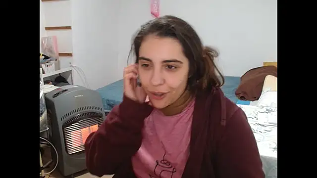 Ursumi1 online show from January 7, 2026, 9:31 pm