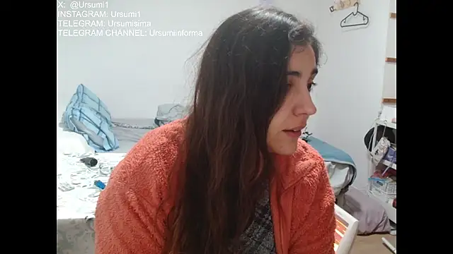 Snapshot of Ursumi1 chatting on February 7, 2026, 7:00 pm Ursumi1 online show from February 7, 2026, 7:00 pm