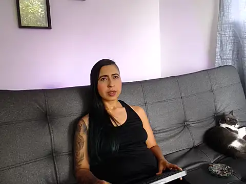 Snapshot of aria_jhonsson chatting on June 2, 2026, 7:03 pm aria jhonsson online show from June 2, 2026, 7:03 pm
