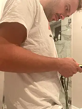 Snapshot of 69woodinson chatting on January 18, 2026, 4:05 am 69woodinson online show from January 18, 2026, 4:05 am