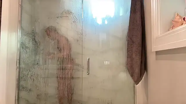 69woodinson online show from October 13, 2025, 12:18 pm