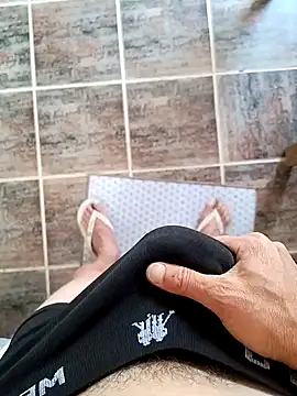 paubabando  online show from December 31, 2024, 4:46 pm