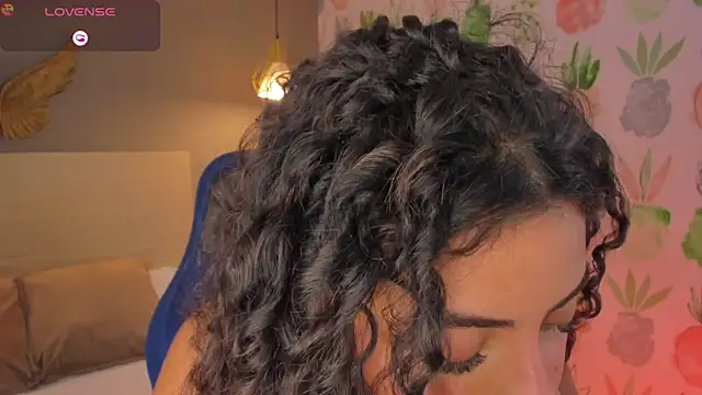 yaya23x online show from January 16, 2026, 2:21 pm