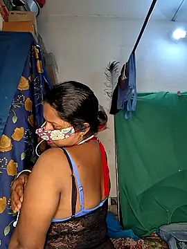 Real Desi Couple online show from June 7, 2026, 6:13 pm