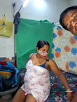 Real Desi Couple online show from July 15, 2026, 4:58 pm