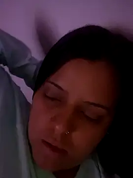 Snapshot of tuty_Tap chatting on October 15, 2025, 4:44 am tuty Tap online show from October 15, 2025, 4:44 am